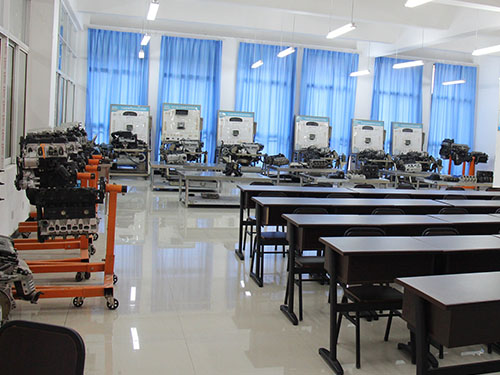 新能源汽車實(shí)訓(xùn)室建設(shè)項(xiàng)目清單(圖1) 新能源汽車實(shí)訓(xùn)室